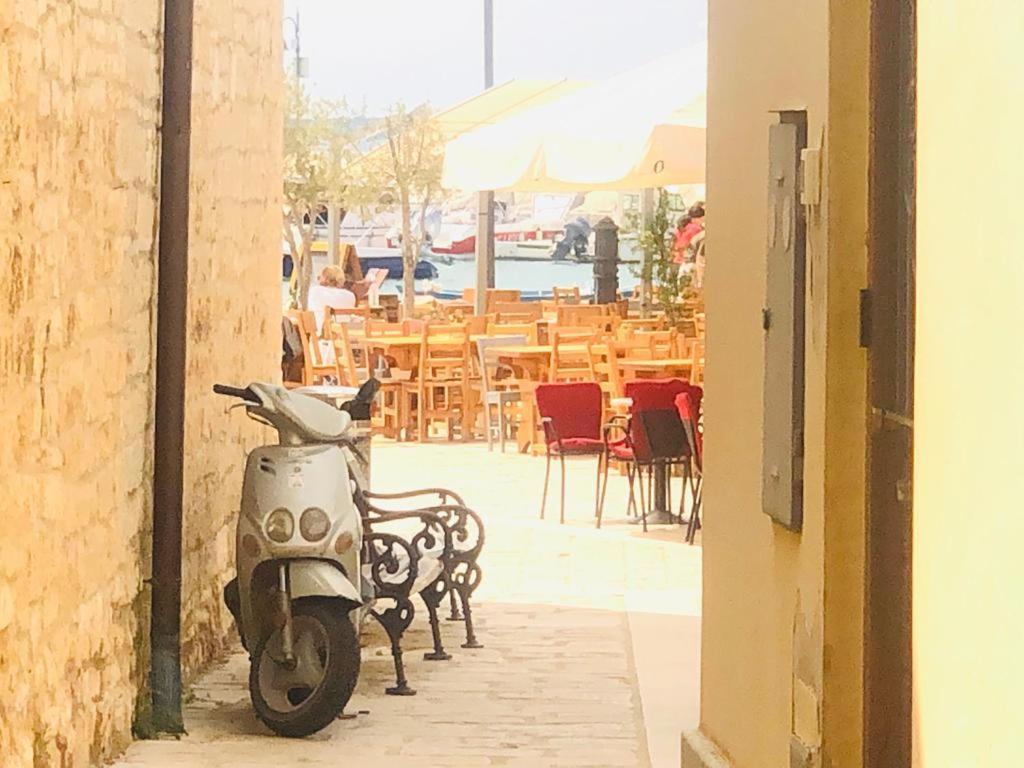 Istrian Stone House In The Heart Of The Beautiful Fishing Village Fazana - Only Few Steps From The Sea And The Wonderful Beach - Incl Plasma-Quad-Plus-Filter Against C O V I D Dış mekan fotoğraf
